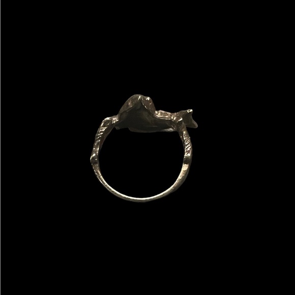 Dolphin ring - Picture 3 of 3